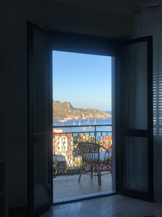 Baia Taormina Apartment Giardini Naxos Exteriör bild