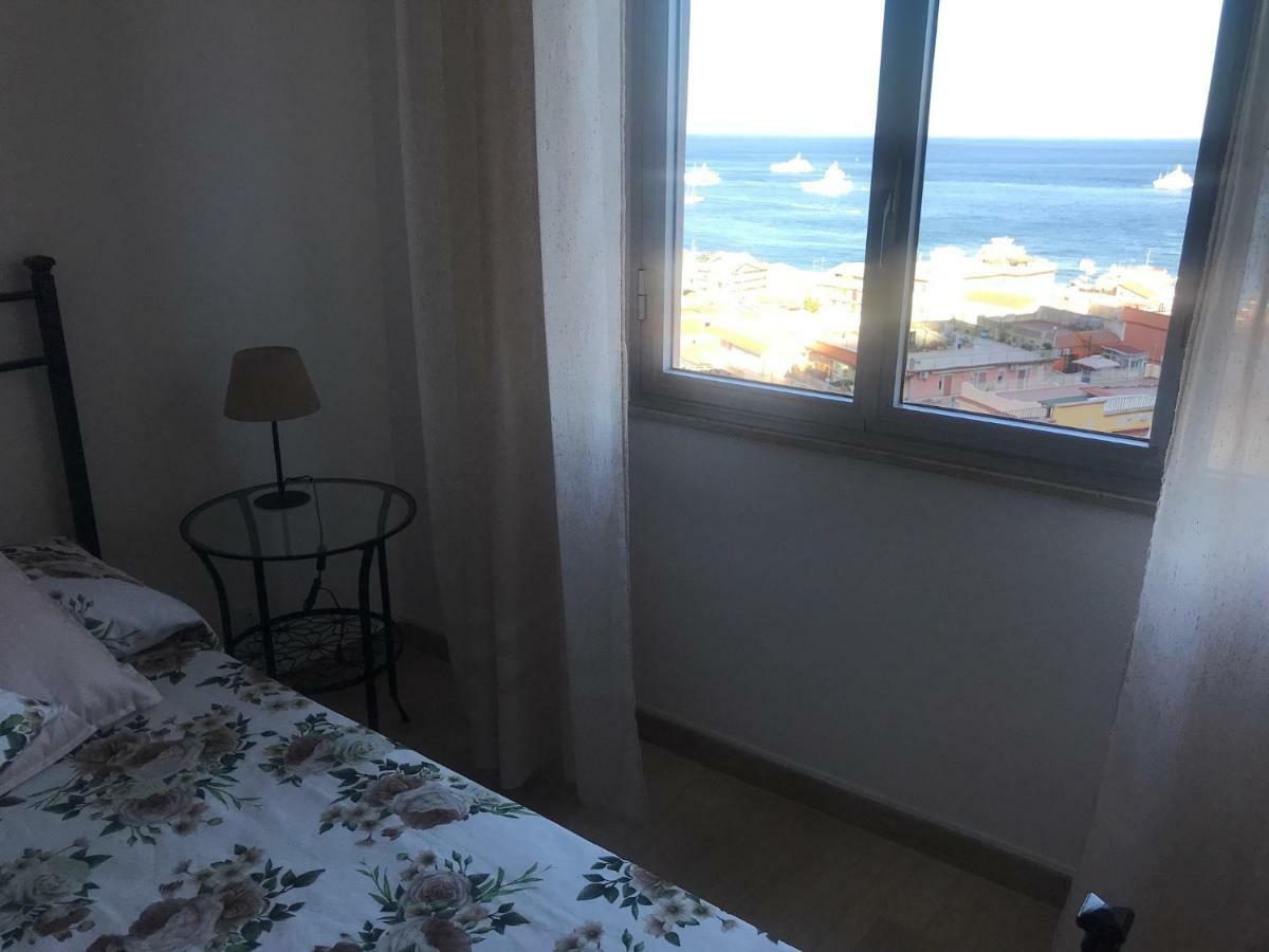 Baia Taormina Apartment Giardini Naxos Exteriör bild