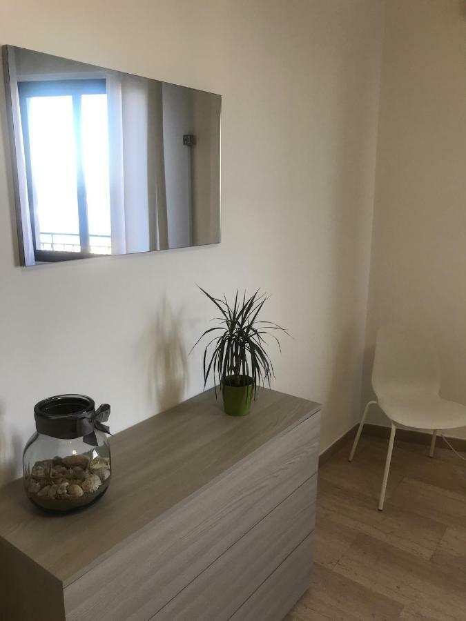 Baia Taormina Apartment Giardini Naxos Exteriör bild